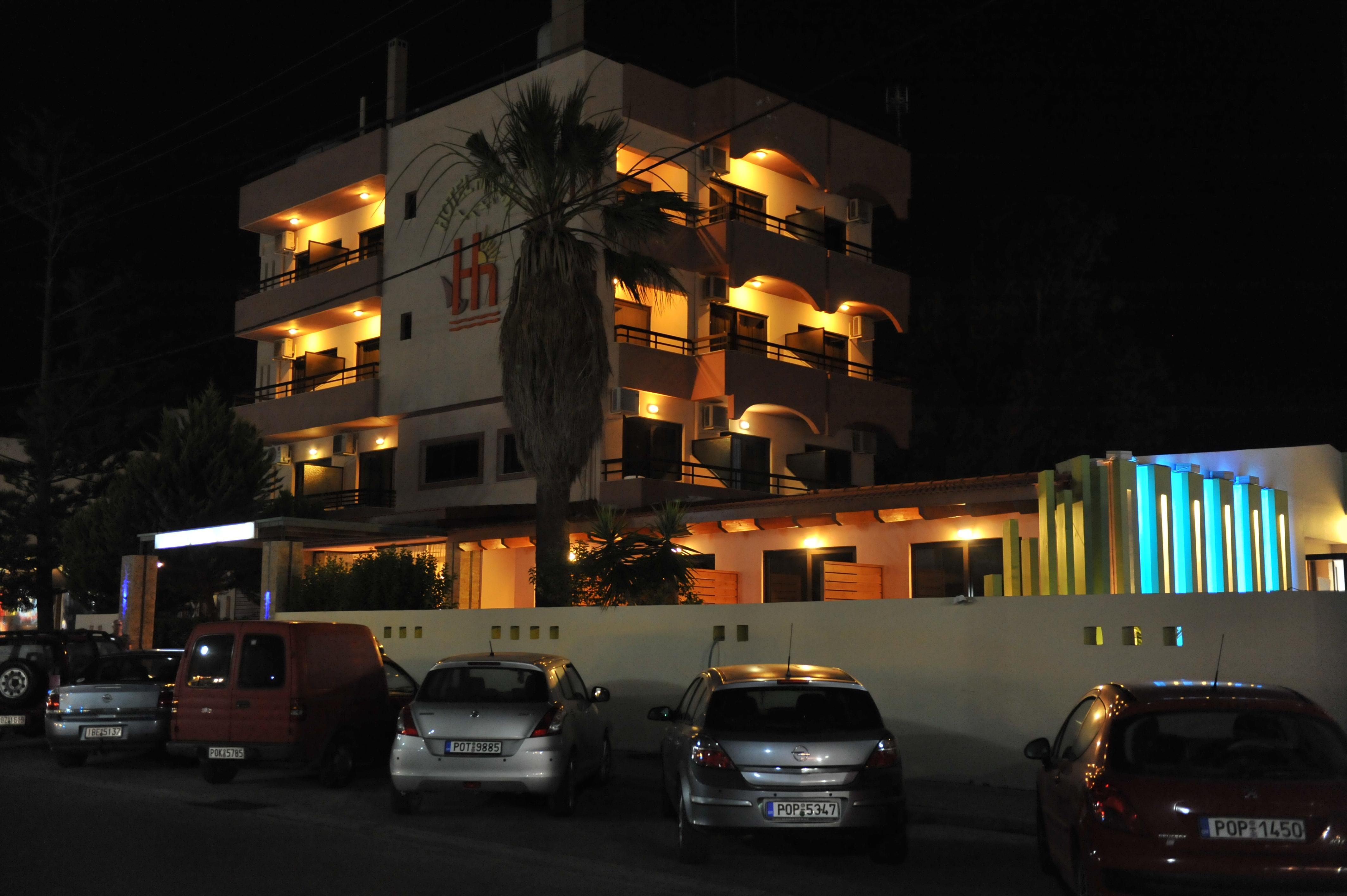 Heleni Beach Hotel Ялиссос Экстерьер фото