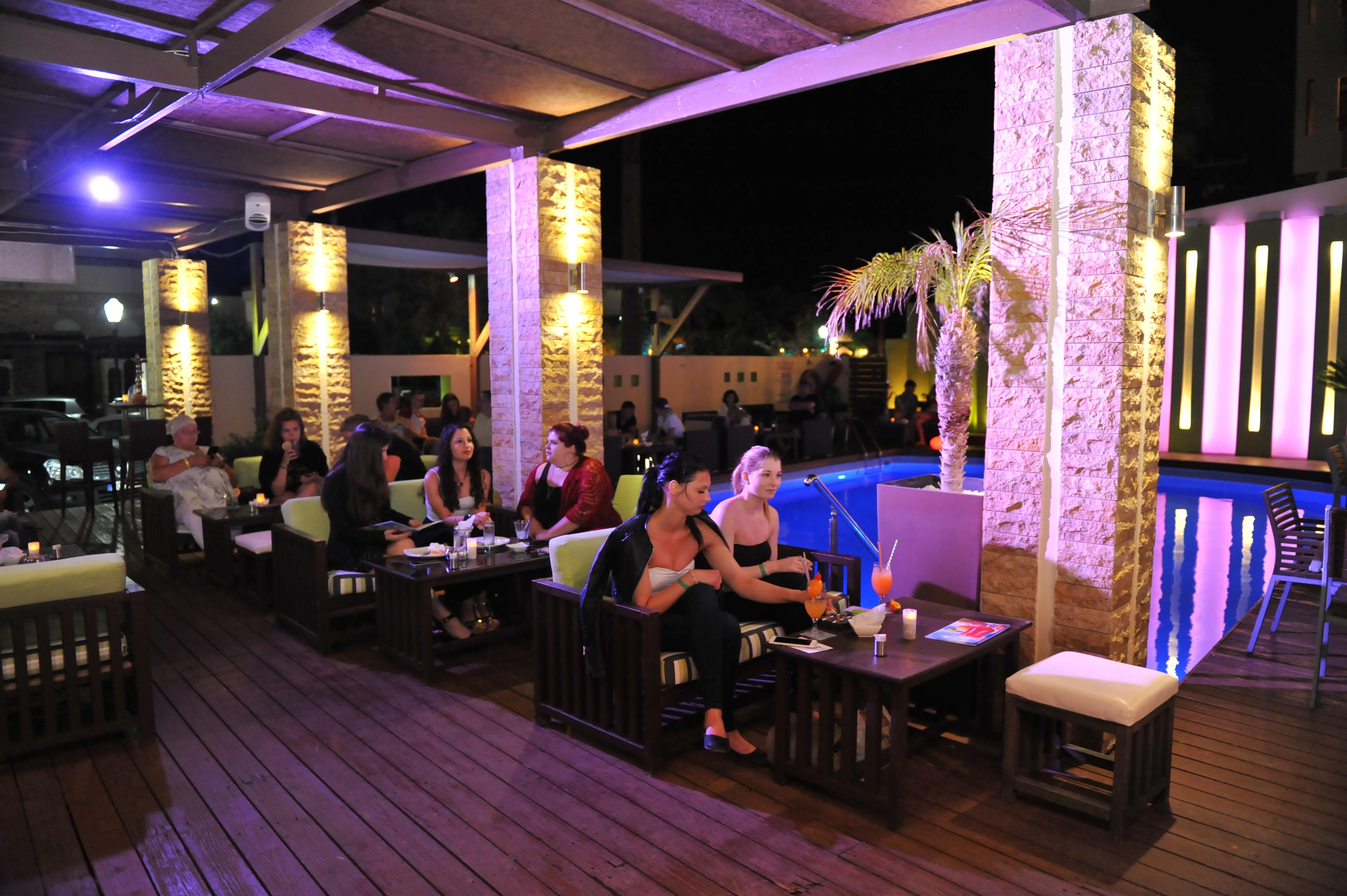 Heleni Beach Hotel Ялиссос Экстерьер фото
