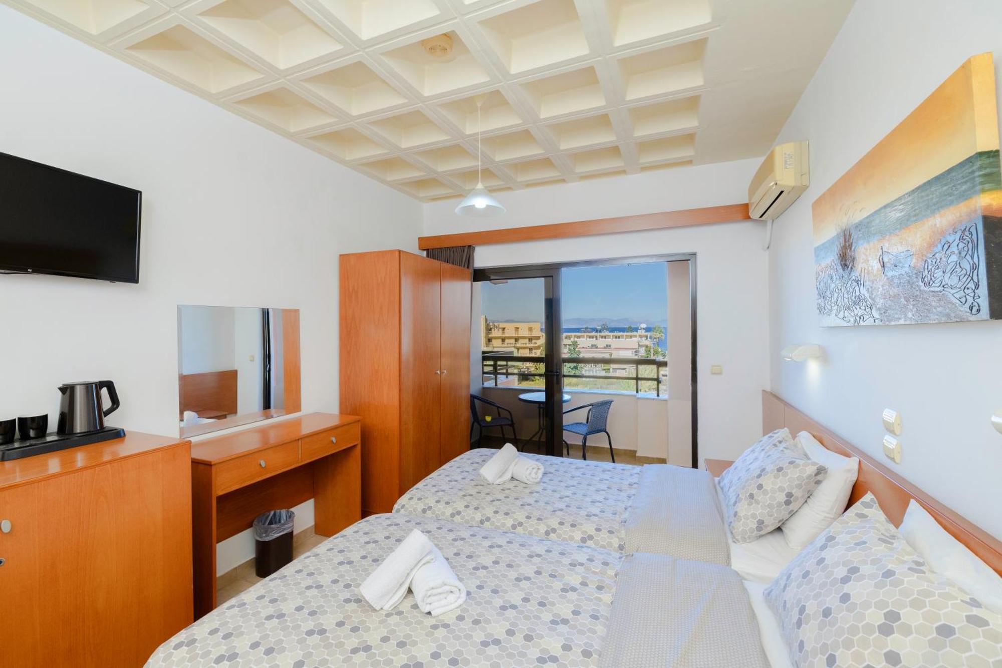 Heleni Beach Hotel Ялиссос Экстерьер фото