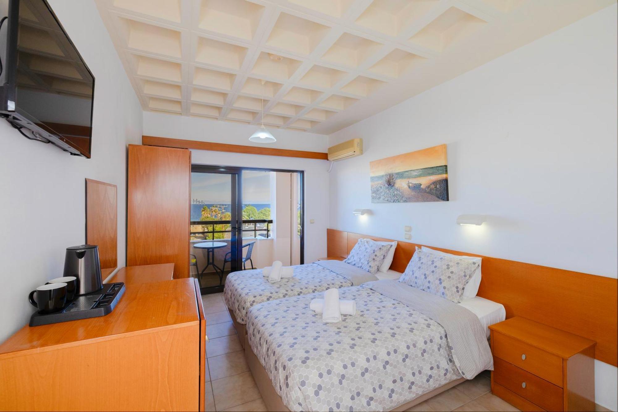 Heleni Beach Hotel Ялиссос Экстерьер фото